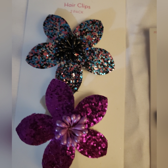 3 for $9 Sparkle Beaded Flower Hair Clips. - Picture 2 of 7